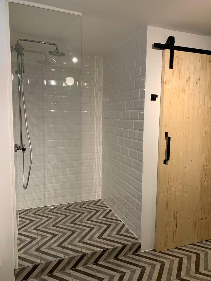 Boutique Gaestehaus Guestel 多瑙河畔克雷姆斯 外观 照片